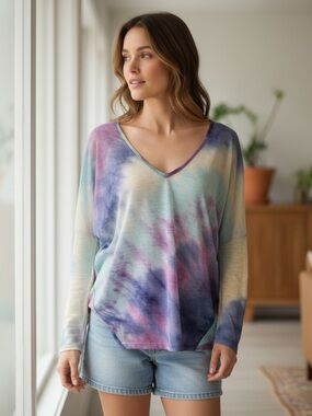Women's V-Neck Tie-Dye Long Sleeve Top - Multi